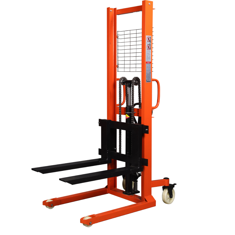 Manual stacker crane